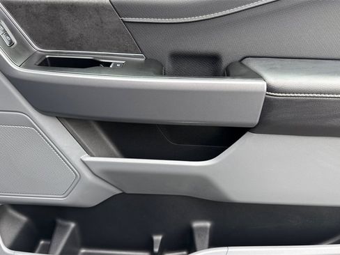 Used 2025 Ford F150 XLT image 22