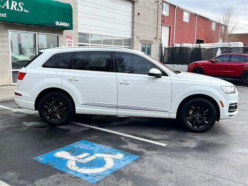 Used 2017 Audi Q7 3.0T Premium Plus w/ Premium Plus Package image 8