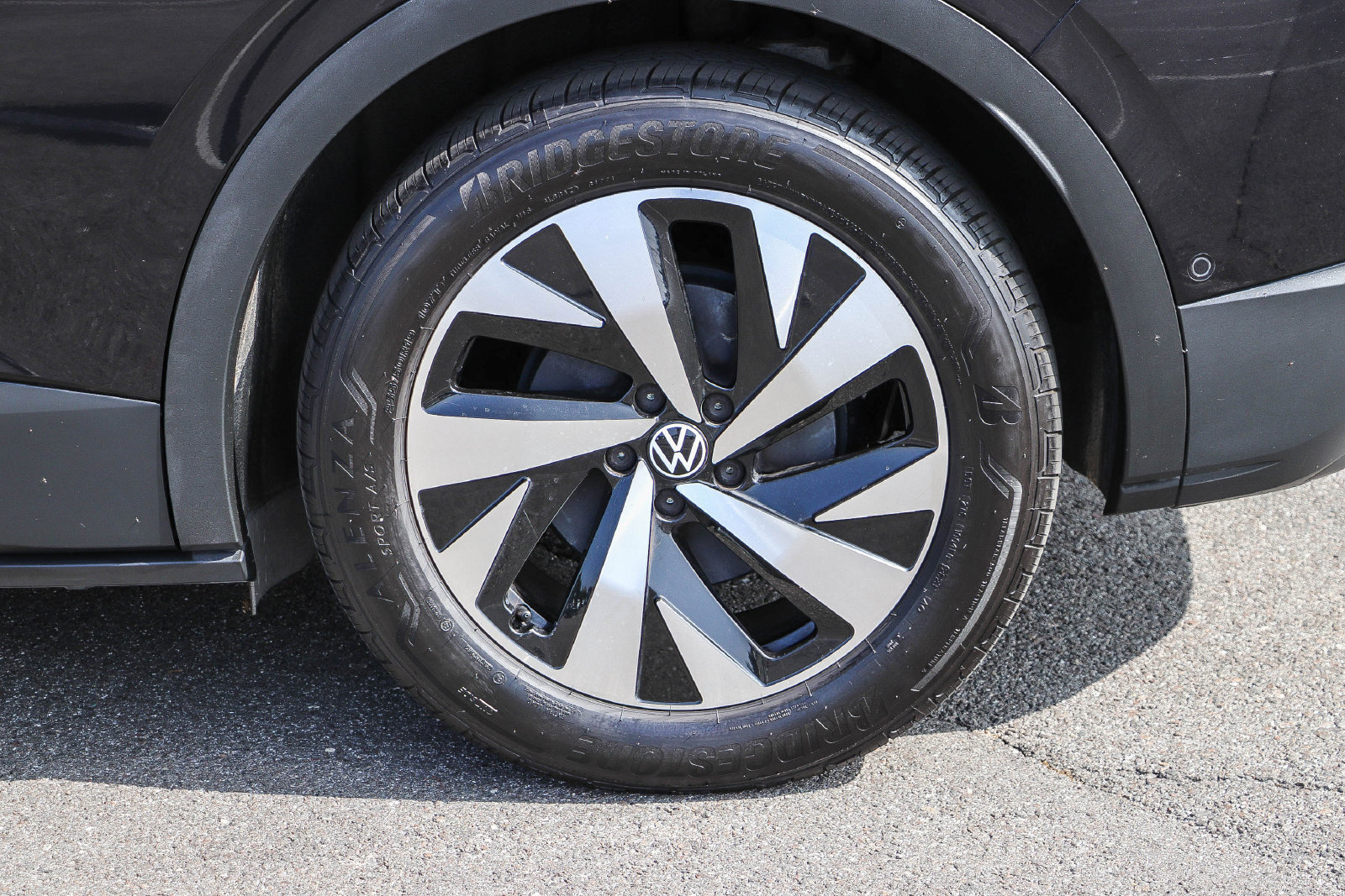 Used 2023 Volkswagen ID.4 Pro RWD image 12