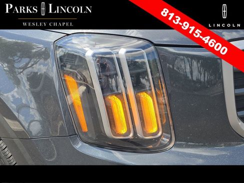 Used 2024 Kia Telluride S image 6