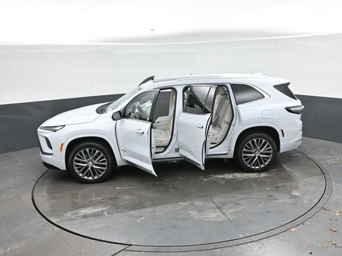 New 2026 Buick Enclave Avenir w/ Super Cruise Package image 60