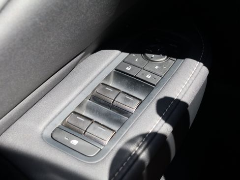Used 2025 Lexus TX 350 AWD w/ Technology Package image 13
