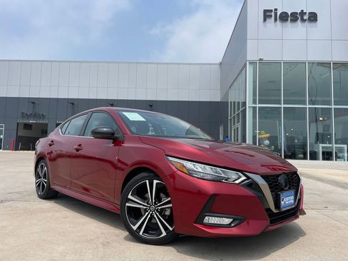 Certified 2022 Nissan Sentra SR w/ Lighting Package FWD image 1