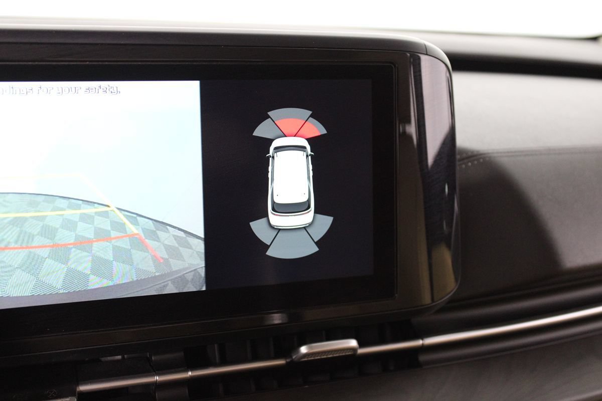Used 2022 Kia Carnival EX FWD image 16