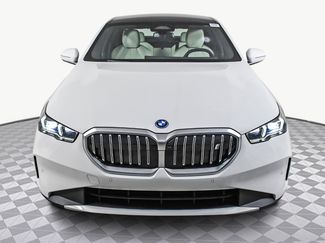 Used 2025 BMW i5 eDrive40i w/ Executive Package video 2