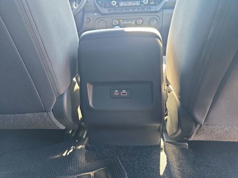 Used 2026 Nissan Frontier SV w/ Tow Package image 13