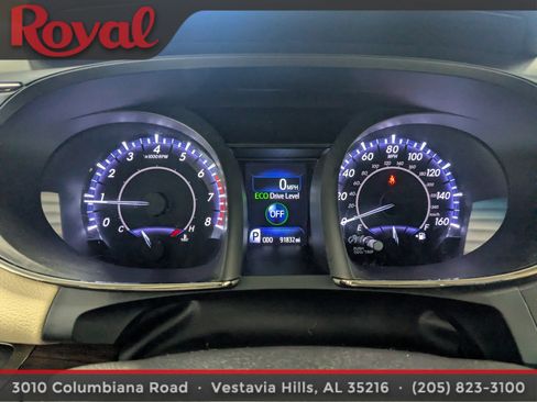 Used 2015 Toyota Avalon Limited image 18