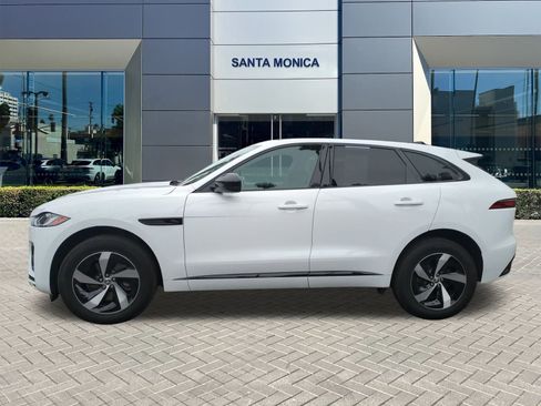 Used 2024 Jaguar F-PACE R-Dynamic S image 2