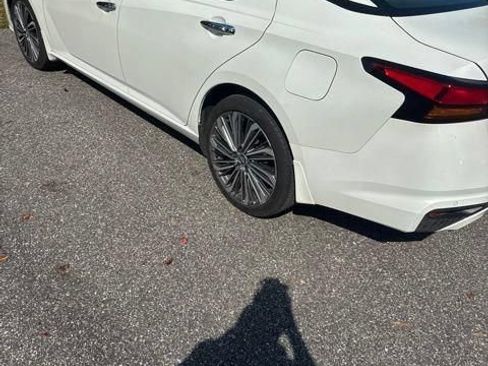 Used 2023 Nissan Altima 2.5 SL AWD/4WD image 3