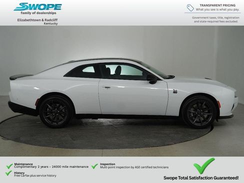 New 2026 Dodge Charger Scat Pack w/ Blacktop Package AWD/4WD image 2