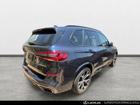 Used 2022 BMW X5 M50i w/ Executive Package AWD/4WD image 3