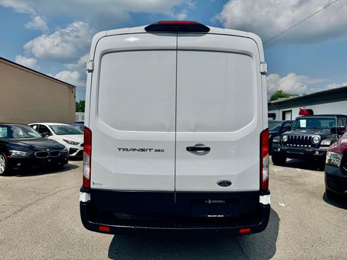Used 2022 Ford Transit 350 Medium Roof RWD image 10