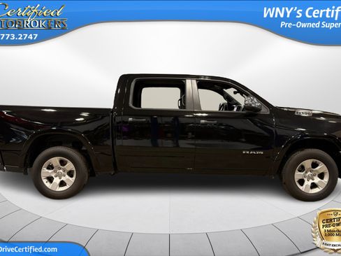 Used 2025 RAM 1500 Big Horn AWD/4WD image 5