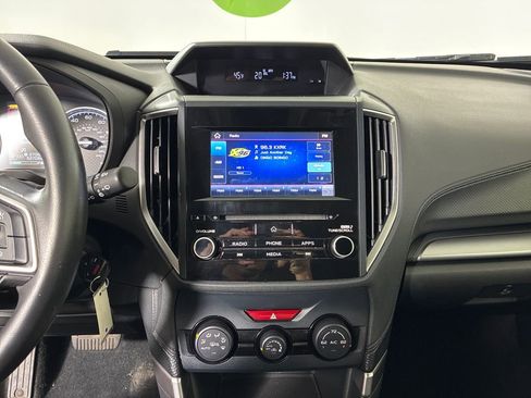 Used 2020 Subaru Forester Premium image 23