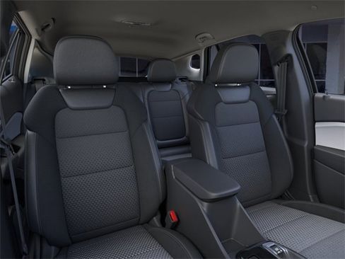 New 2025 Chevrolet Trax LT w/ Driver Confidence Package image 16