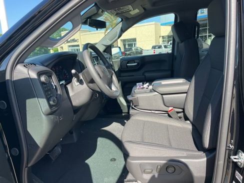 New 2026 Chevrolet Silverado 1500 Custom Trail Boss w/ LPO, Dark Essentials Package AWD/4WD image 18