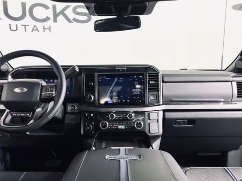 Used 2025 Ford F450 Platinum image 35