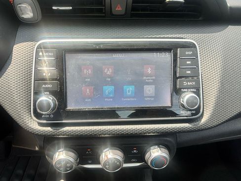 Used 2024 Nissan Kicks S FWD image 50