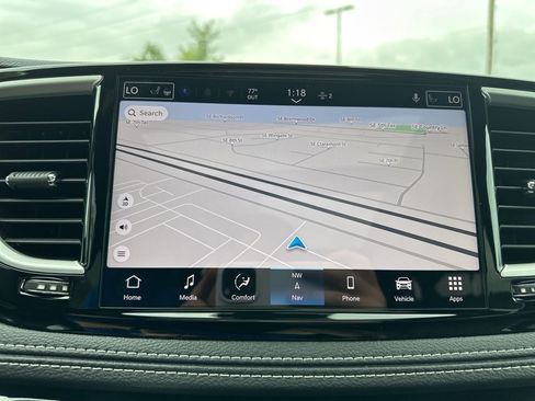 New 2026 Chrysler Pacifica Select image 5