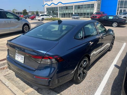 Used 2026 Honda Accord SE image 3