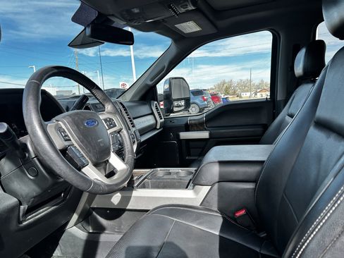 Used 2017 Ford F350 Lariat w/ Lariat Ultimate Package image 8