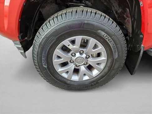 Used 2018 Toyota Tacoma SR5 image 22