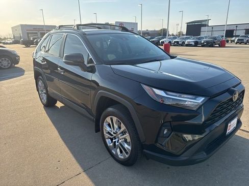 Certified 2025 Toyota RAV4 XLE Premium image 3