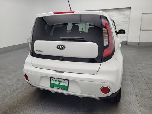 Used 2018 Kia Soul + image 7