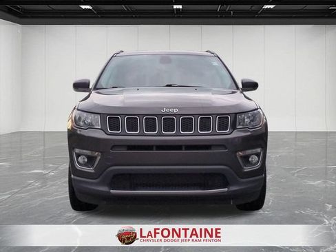 Used 2019 Jeep Compass Limited AWD/4WD image 8