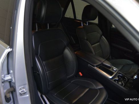 Used 2012 Mercedes-Benz ML 350 BlueTEC 4MATIC image 12