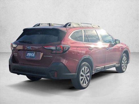 Used 2022 Subaru Outback Premium image 5