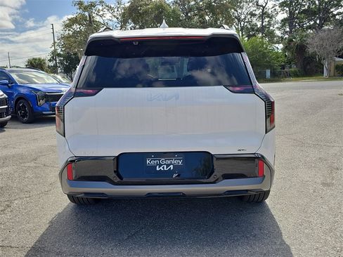 New 2026 Kia EV9 GT-Line image 7