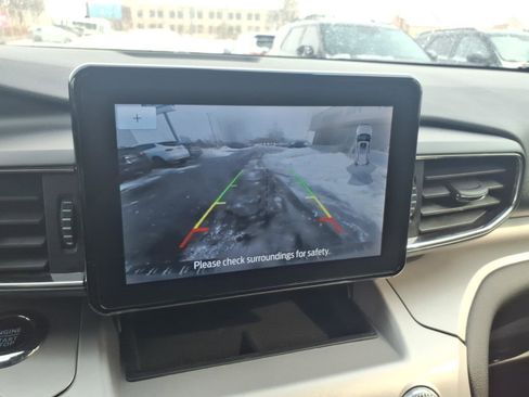 Certified 2023 Ford Explorer XLT w/ Equipment Group 202A image 18