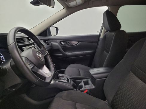 Used 2019 Nissan Rogue SV FWD image 17