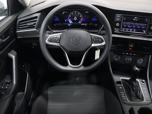 Used 2023 Volkswagen Jetta S image 16
