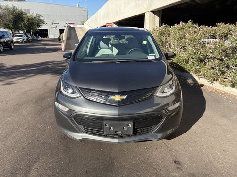 Used 2020 Chevrolet Bolt LT image 4