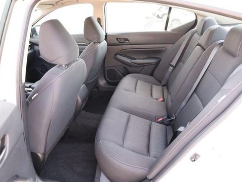 Certified 2025 Nissan Altima 2.5 SV FWD image 9