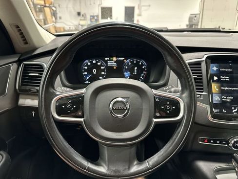 Used 2022 Volvo XC90 T5 Momentum AWD/4WD image 15