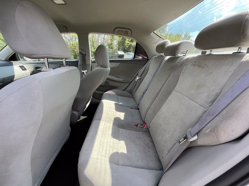 Used 2009 Toyota Corolla FWD image 25