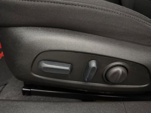 Used 2024 Chevrolet Malibu LT image 17