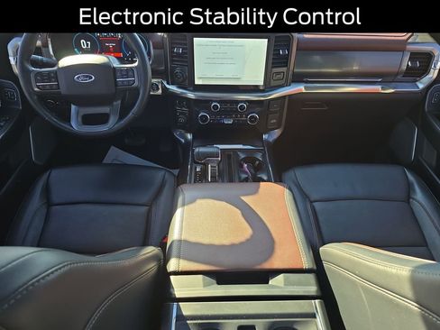 Used 2022 Ford F150 Lariat w/ Equipment Group 502A High image 12