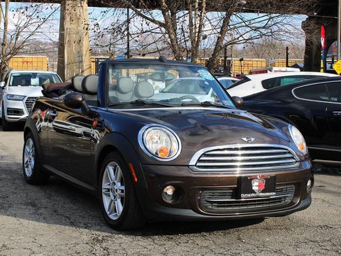 Used 2012 MINI Cooper Convertible image 10