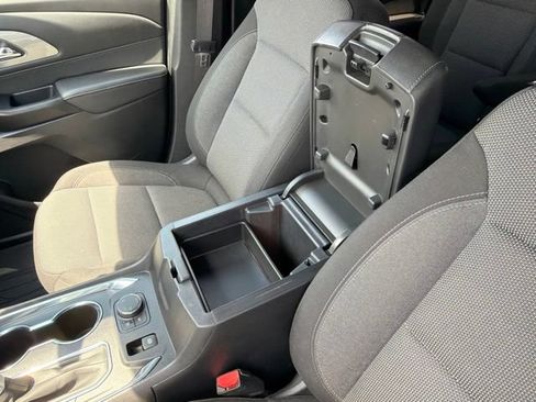 Used 2023 Chevrolet Traverse LT w/ LPO, Floor Liner Package AWD/4WD image 22