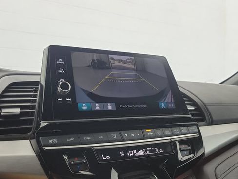 Used 2025 Honda Odyssey Sport-L image 29