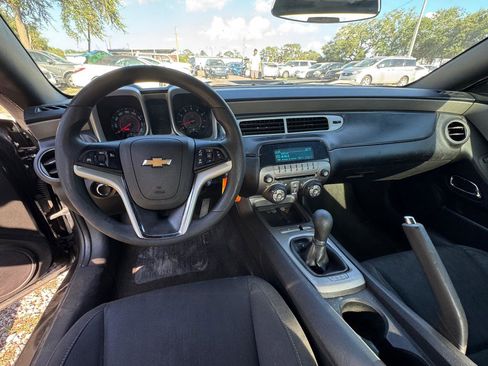 Used 2013 Chevrolet Camaro LS RWD image 7