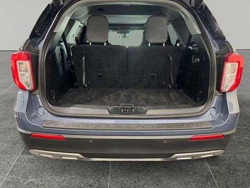 Used 2021 Ford Explorer XLT w/ Equipment Group 202A image 13