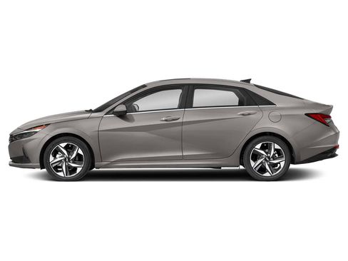 Used 2023 Hyundai Elantra Limited w/ Preferred Accessory Package image 3