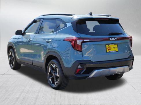 Used 2024 Kia Seltos EX AWD/4WD image 5