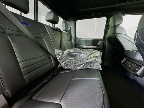 New 2026 Ford F450 Platinum w/ FX4 Off-Road Package image 28
