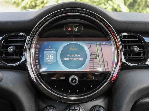 Used 2023 MINI Cooper 2-Door Hardtop FWD image 18